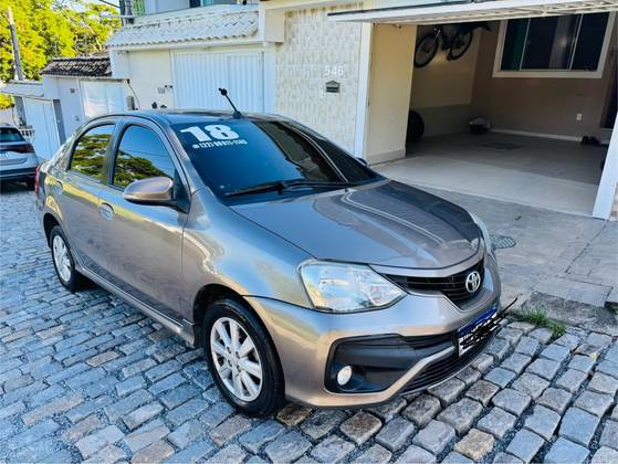 TOYOTA ETIOS 1.5 XLS SEDAN 16V FLEX 4P AUTOMÁTICO